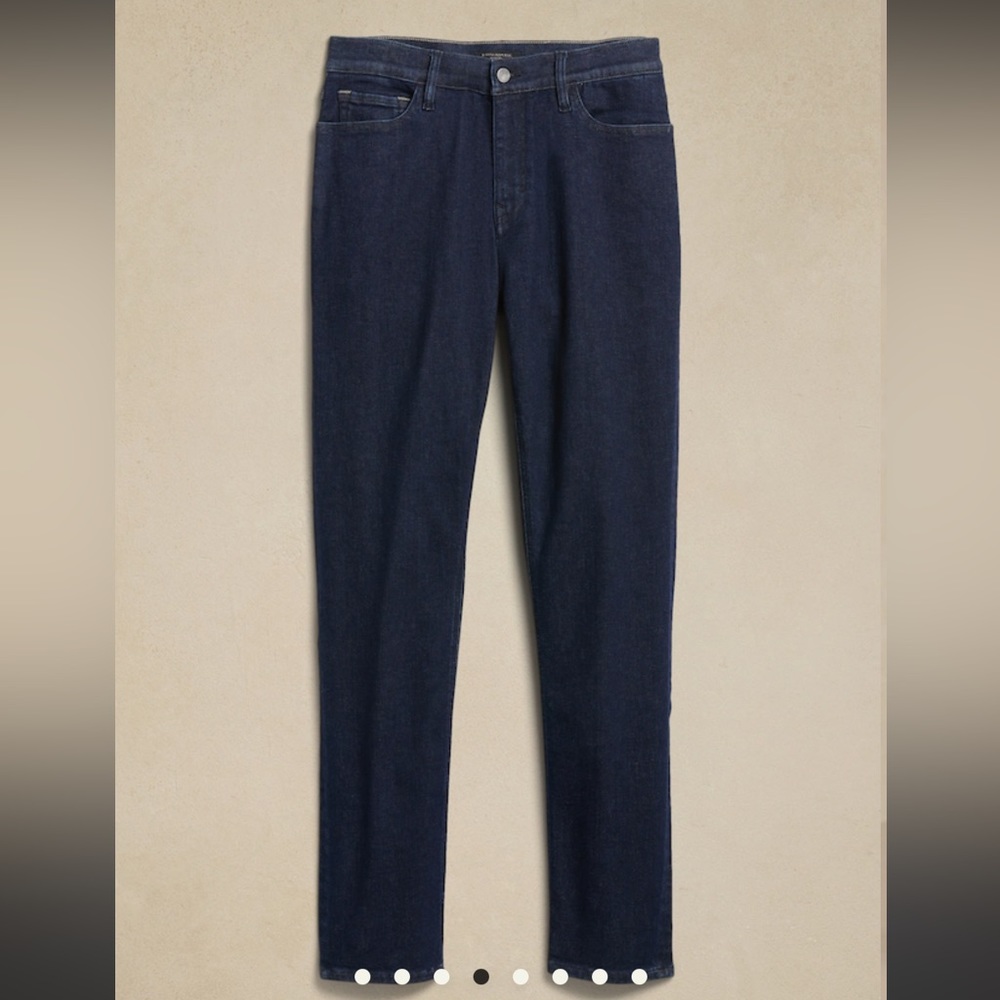 Banana Republic Slim fit travel Jean dark rinse wash